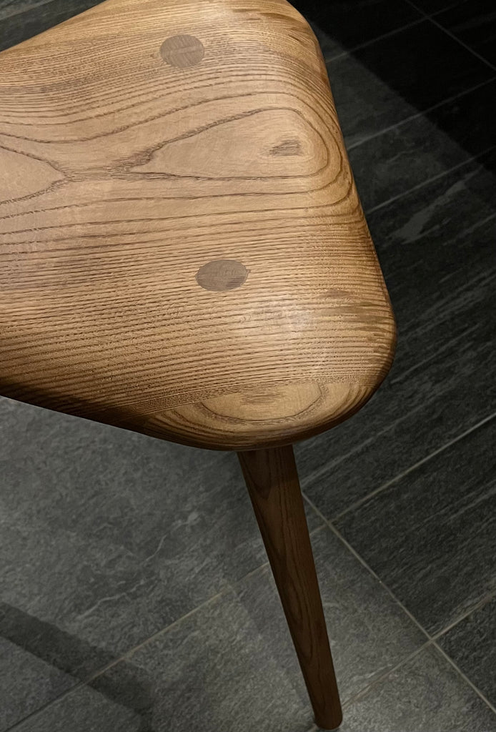 S01 |  LOW-TABLE STOOL