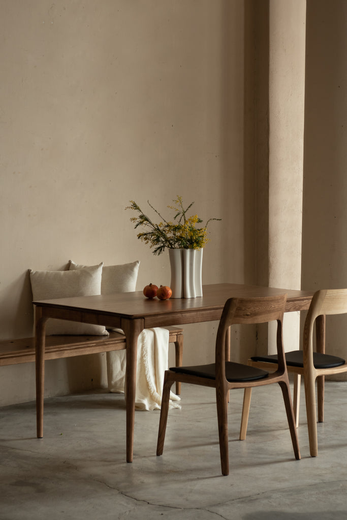 DT01 | DINING TABLE